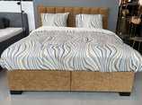 Showroommodel luxery boxspring 180x210 cm met hoofdbord 200x130 cm