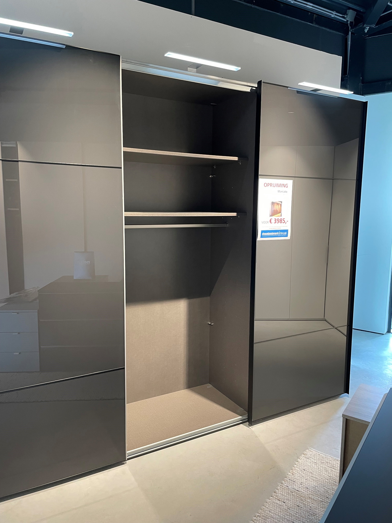 SHOWROOMMODEL NOLTE MARCATO SCHUIFDEURKAST